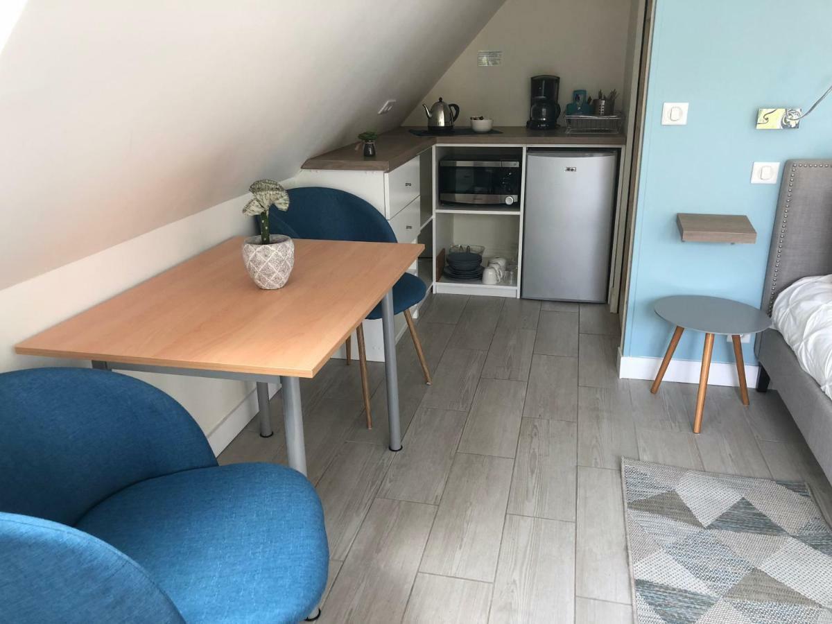 Chambre D'Hotes La Bourdonnaise Bourdonné エクステリア 写真